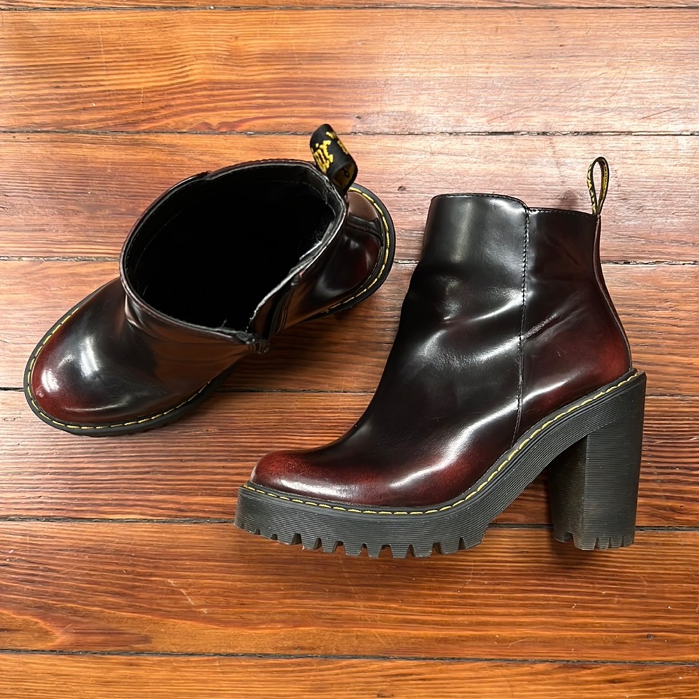 Dr Doc Martens Arcadia leather heeled Chelsea boots cherry red RARE